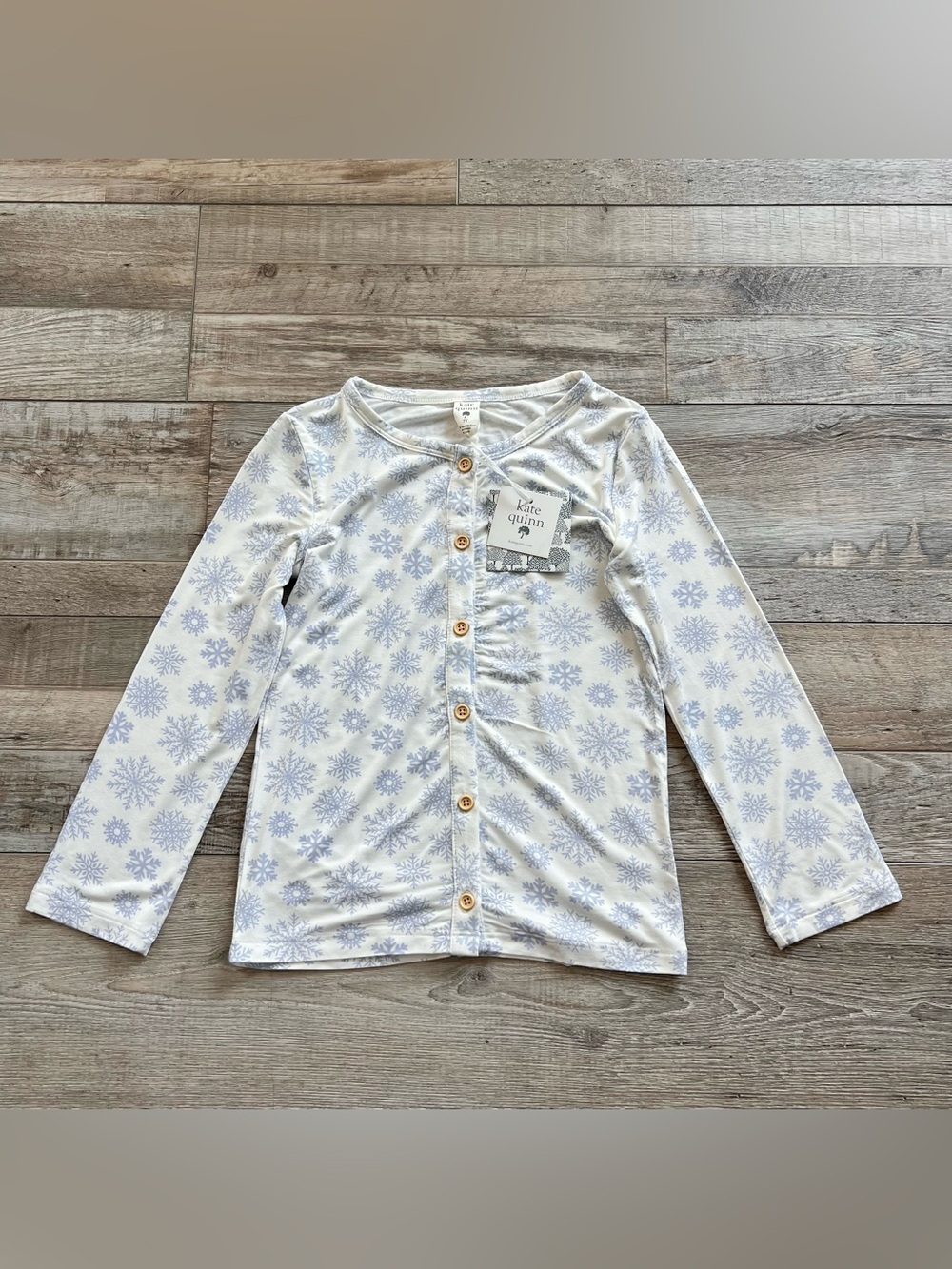 NWT Kate Quinn Bamboo Snowflake Print Long Sleeve Button Down Top Size 7